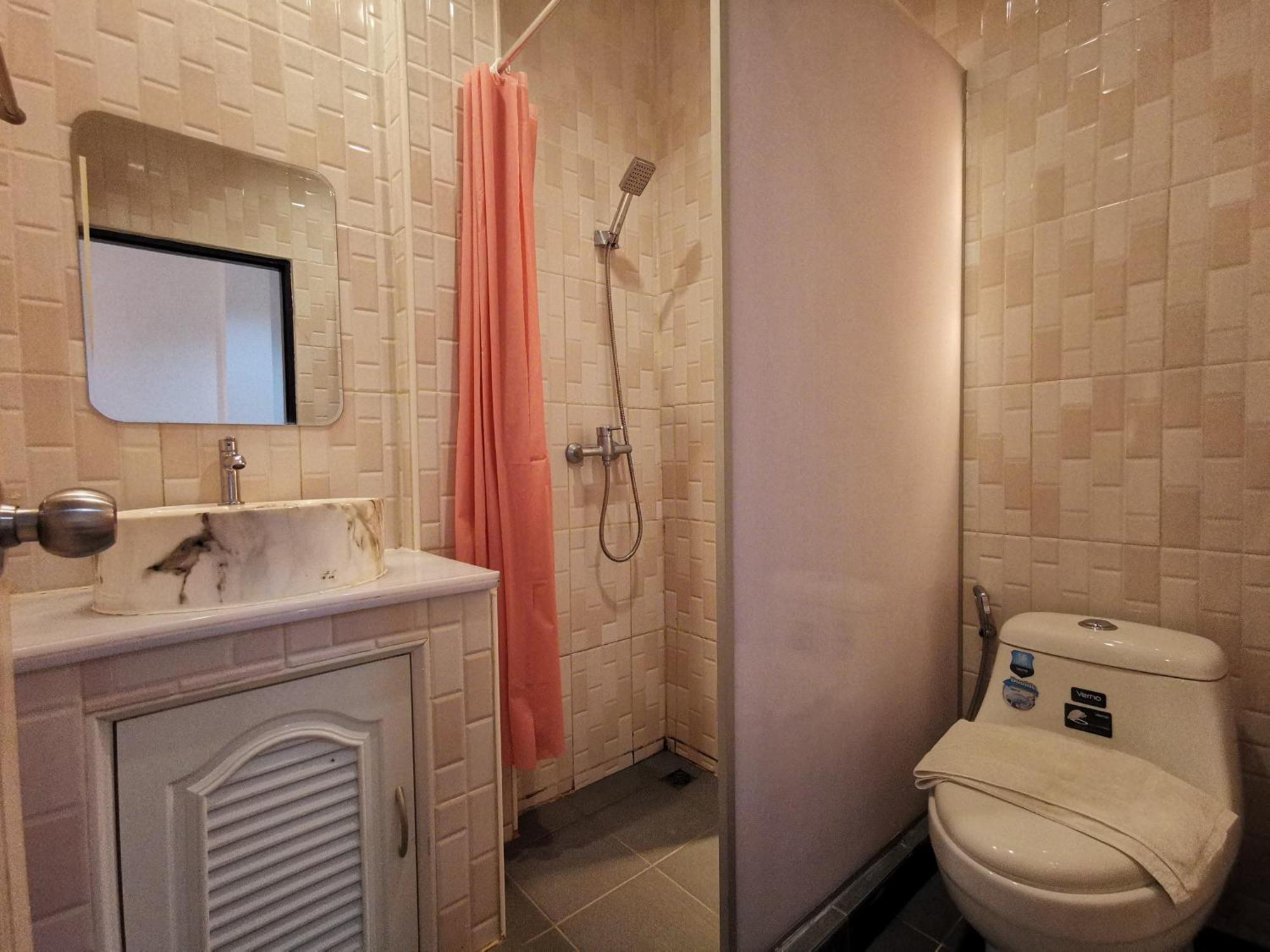 Kan Home Hotel Kanchanaburi Dış mekan fotoğraf